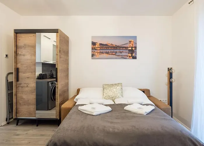 Central Sphere Apartment